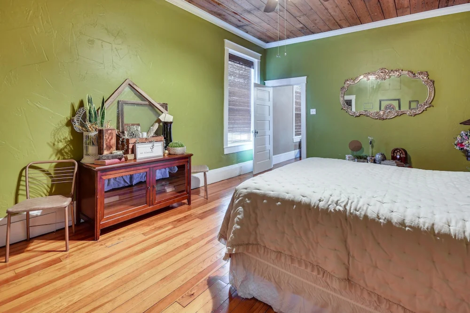 Downtown Hereford Apartment: Dine, Shop + More!