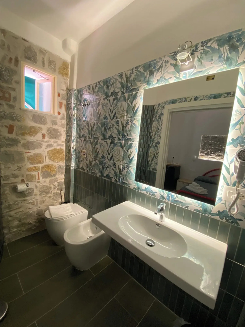 Cinquestelle-albergo del centro storico
