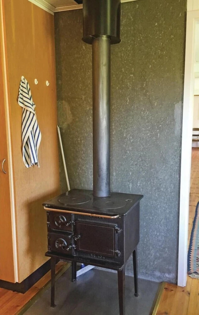 Nice Home in Älmhult With 3 Bedrooms