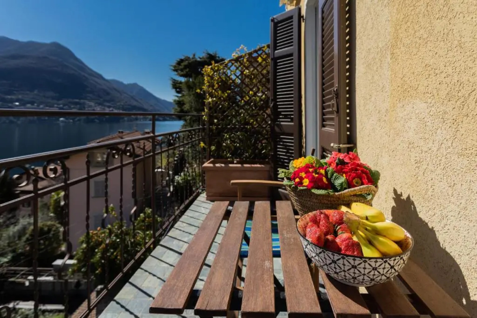 Lovely Apartment Overlooking Lake Como by Rent All Como
