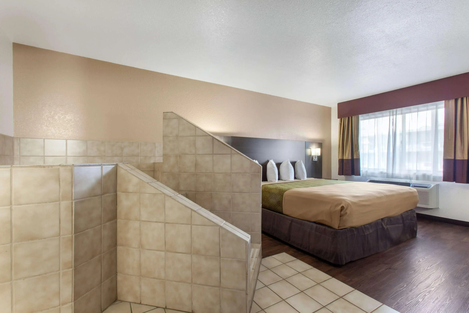 SureStay Hotel by Best Western Phoenix Airport