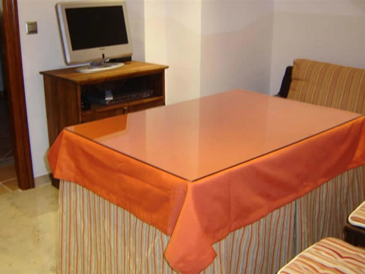 House With 4 Bedrooms in Yegen, With Wonderful Mountain View and Furni