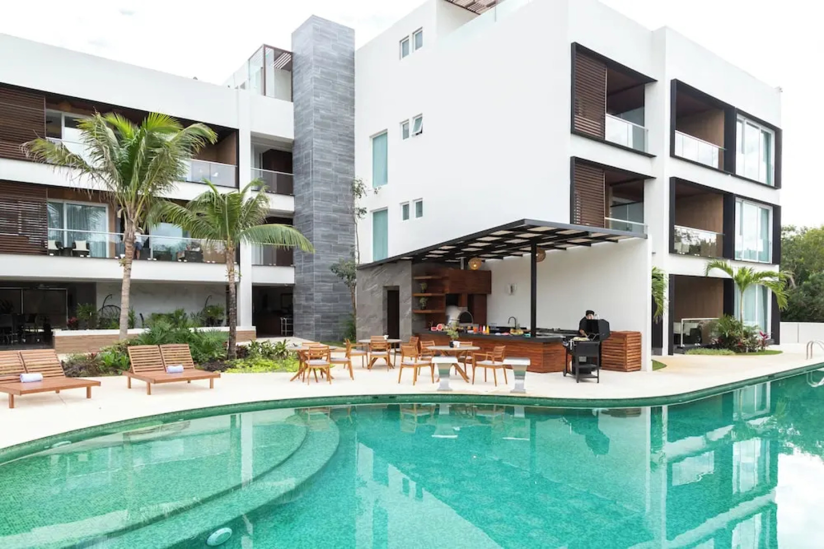 Amazing Top Floor Apartments BBQ Pool Sea View Jungle View