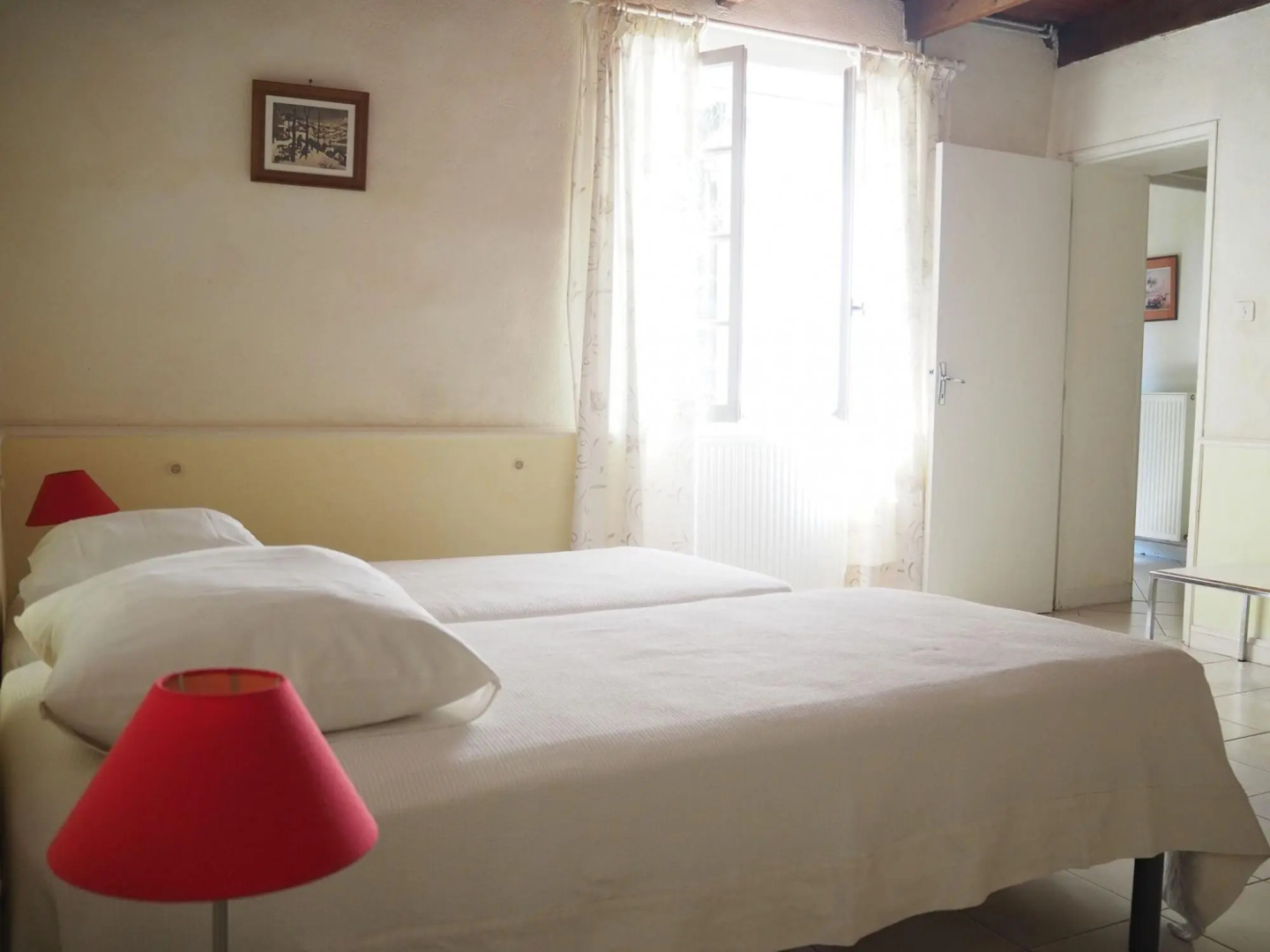 Charming Country House With Garden