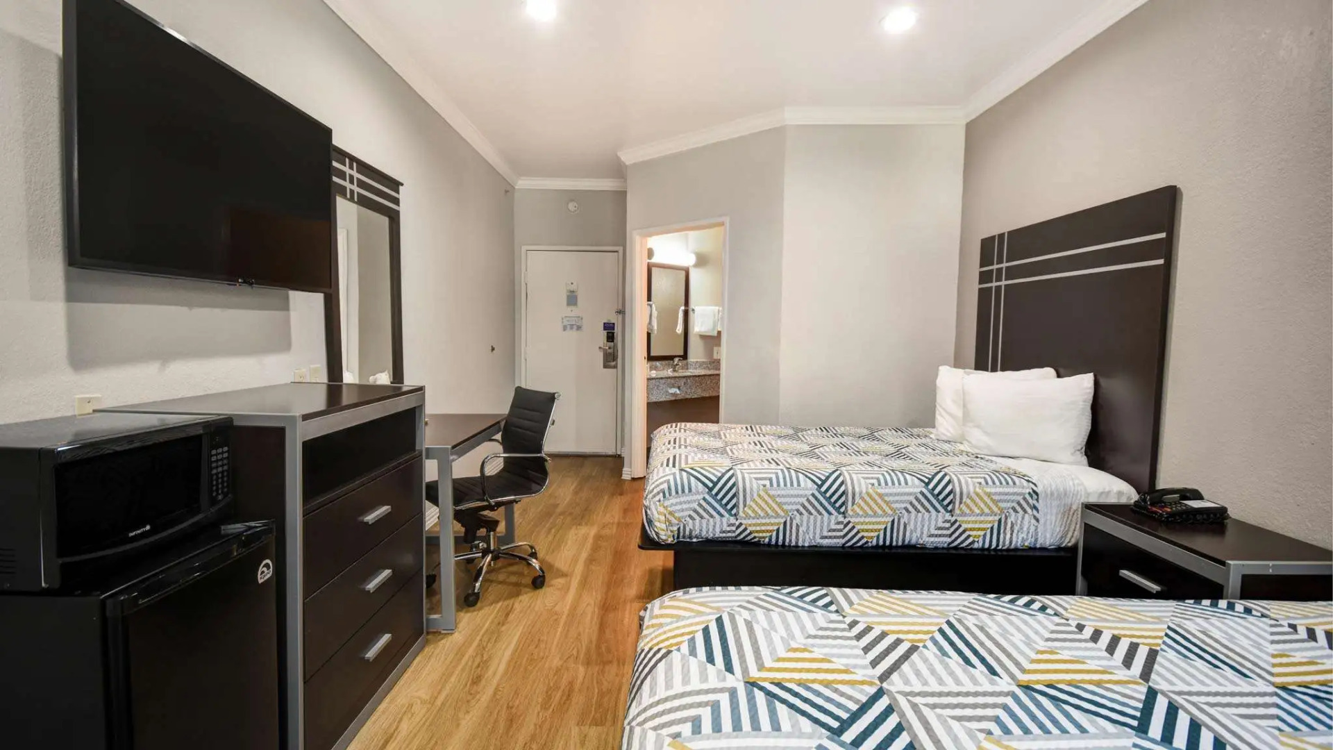 Motel 6 Humble, TX - Houston International Airport