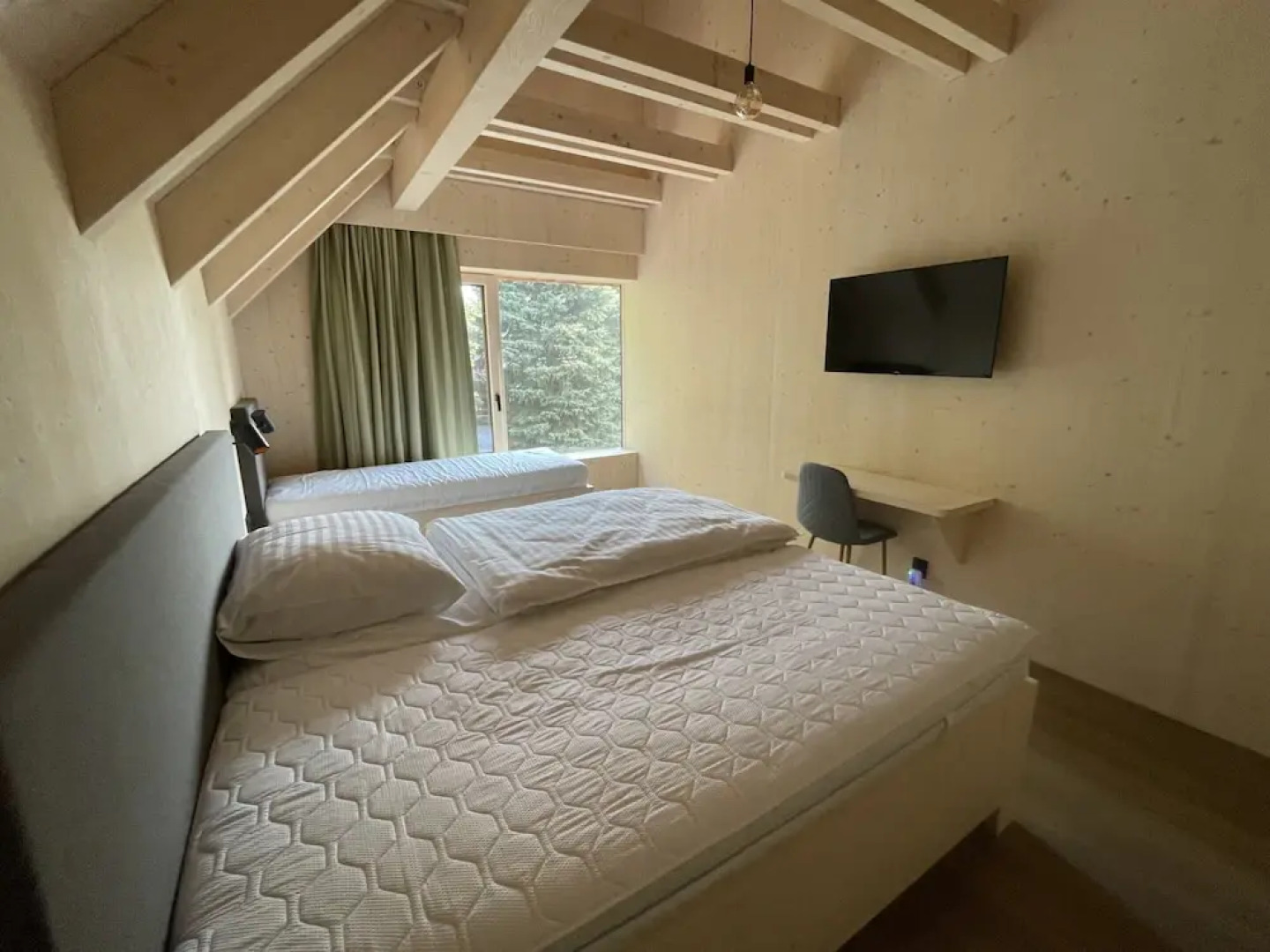 Holiday Home in Roprachtice With Sauna & Jacuzzi