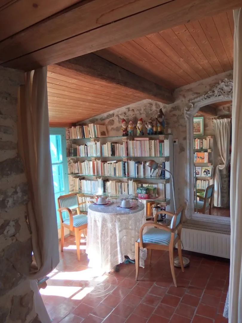 Riverside Home Cottage