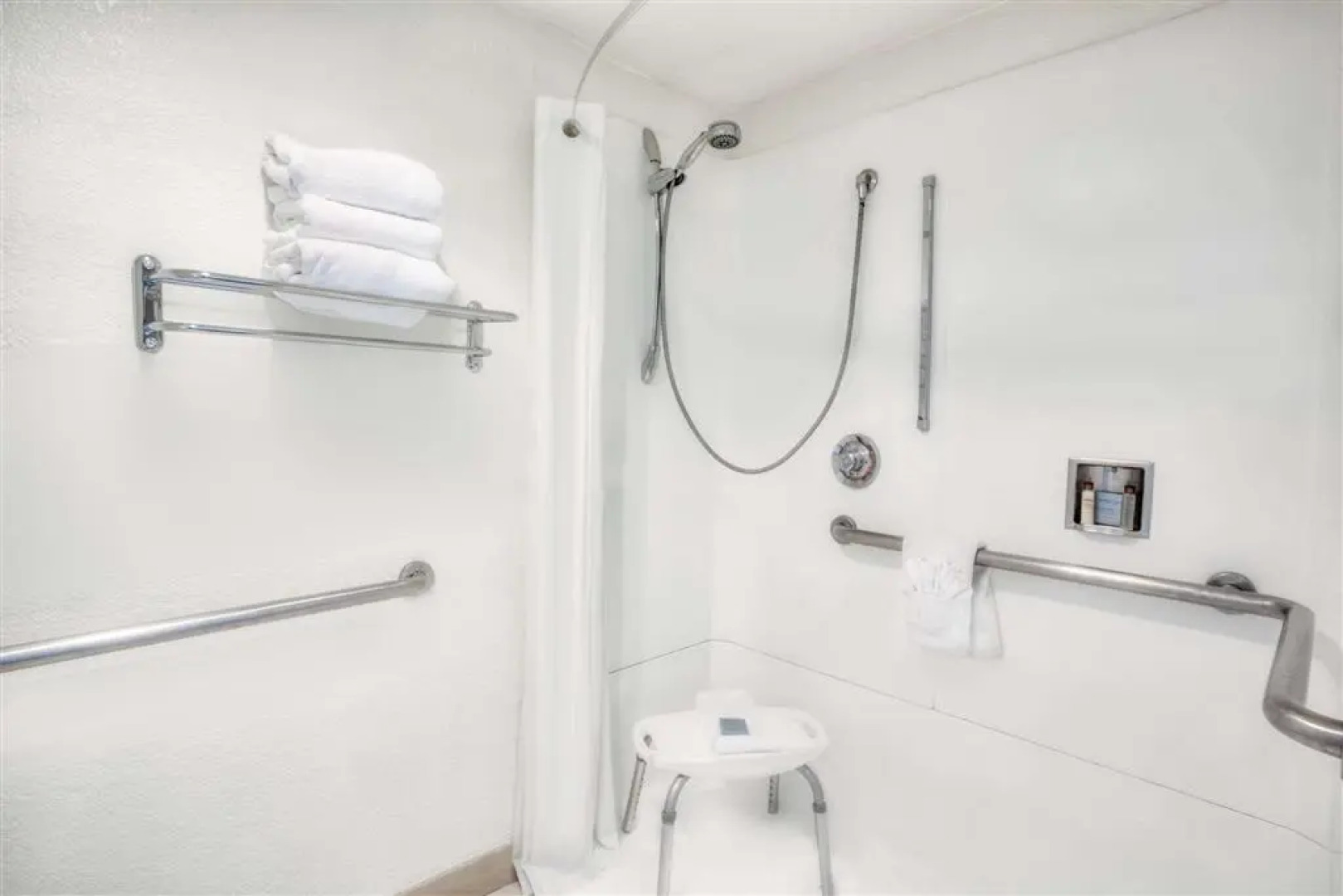 Hawthorn Suites Sacramento