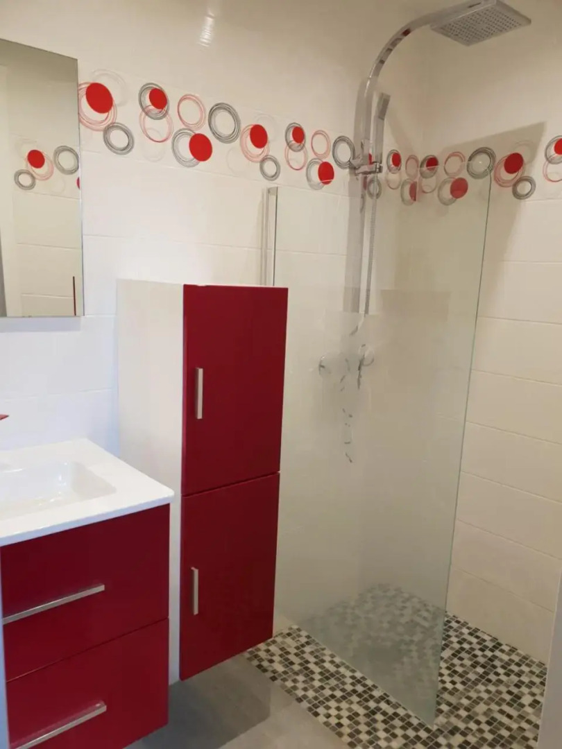 meublé au calme à 1 minute de la plage