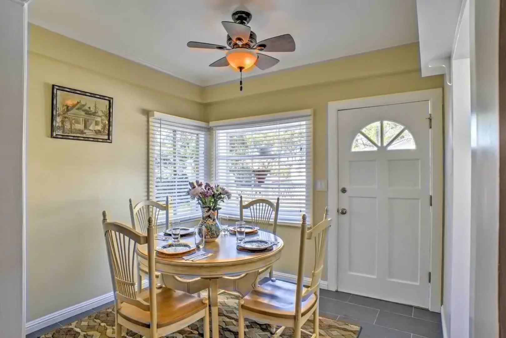 Carpinteria Apt w/ Hot Tub - 10 Min Walk to Beach!