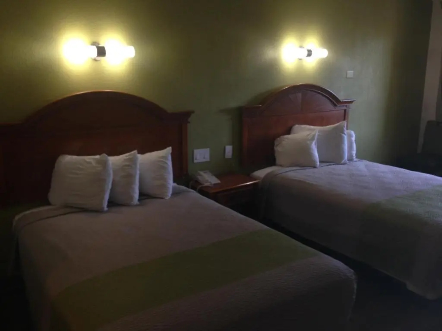 Red Carpet Inn New Brunswick