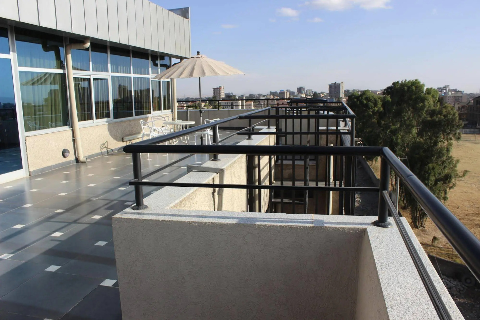 Oasis Hotel Apartment