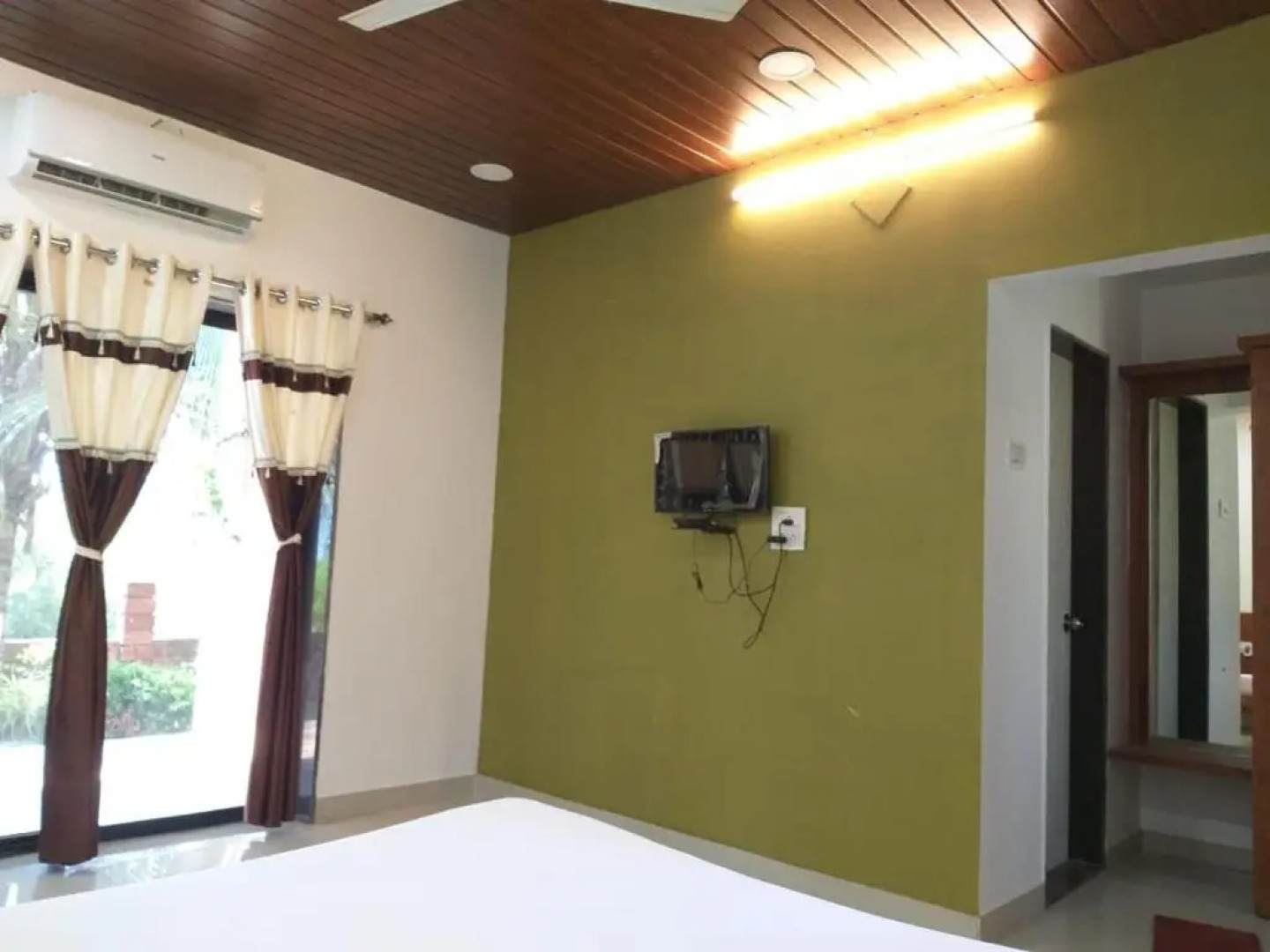 Shivar Garden Resort