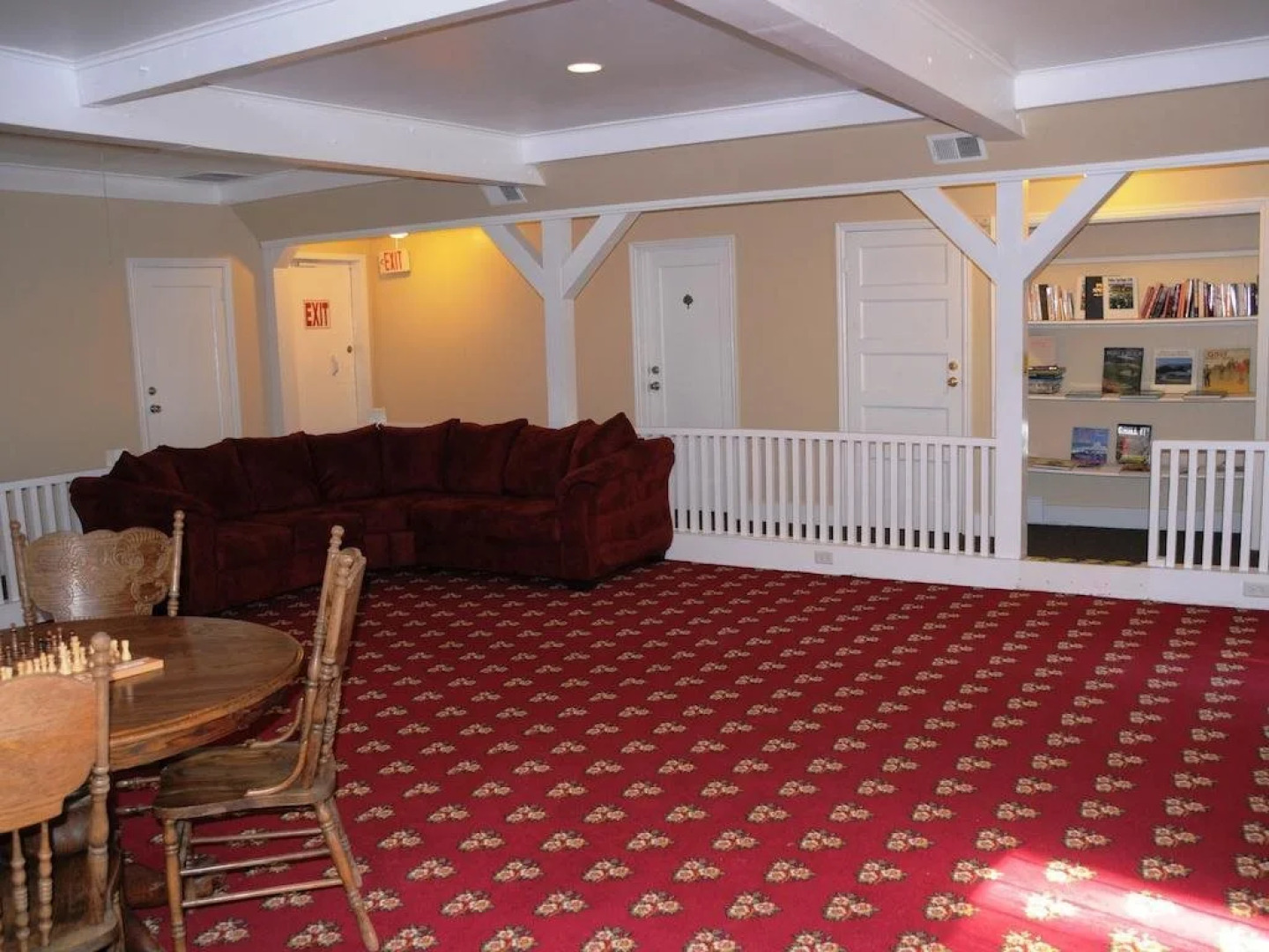 Rio Nido Lodge at the Russian River