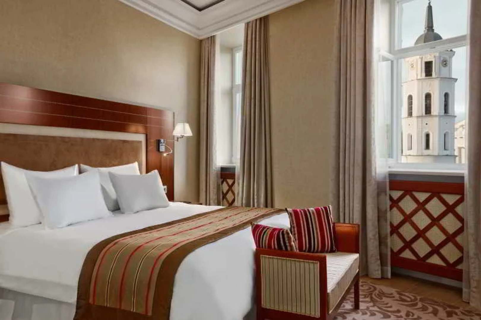 Grand Hotel Vilnius, Curio Collection by Hilton