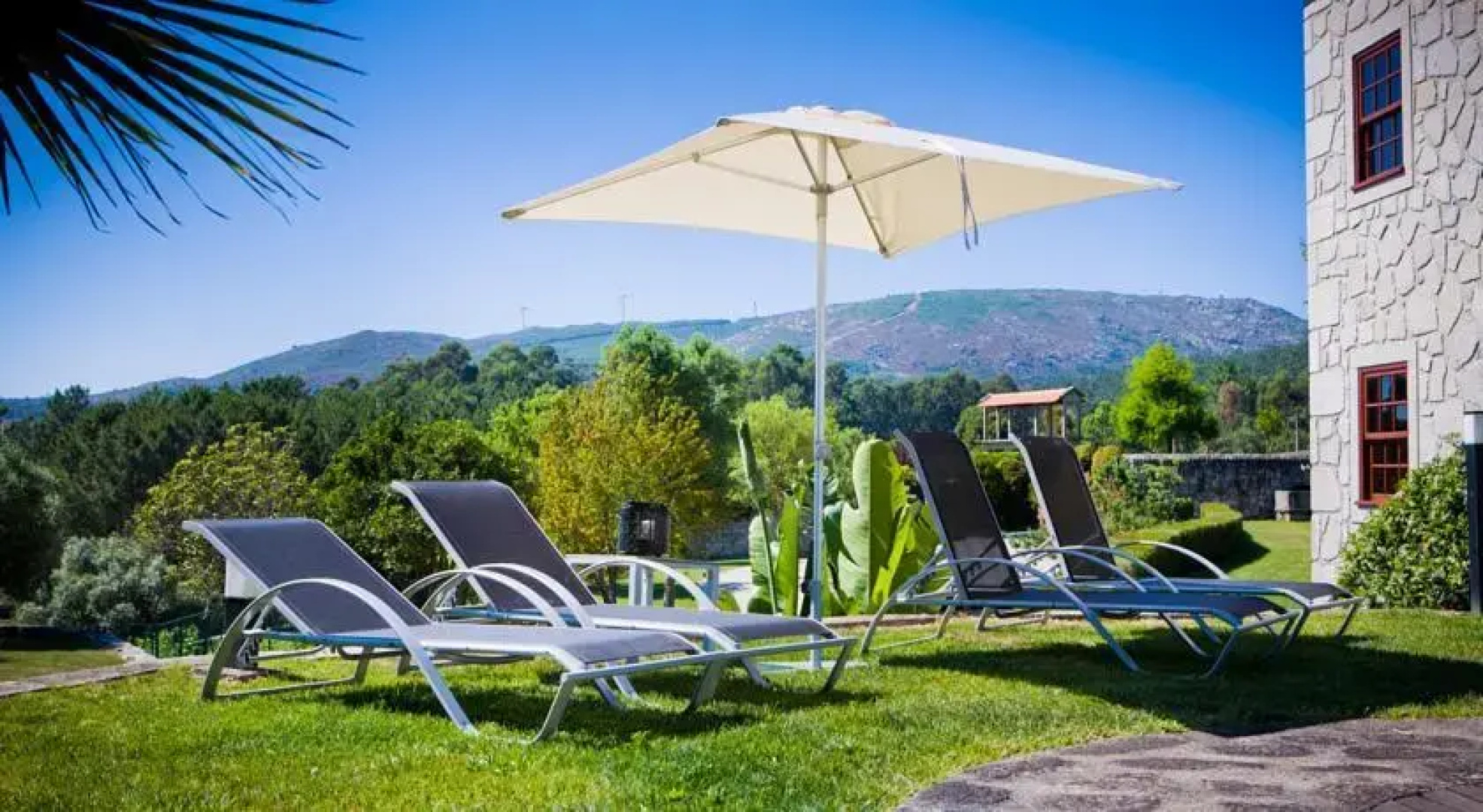 Quinta Trás o Rio