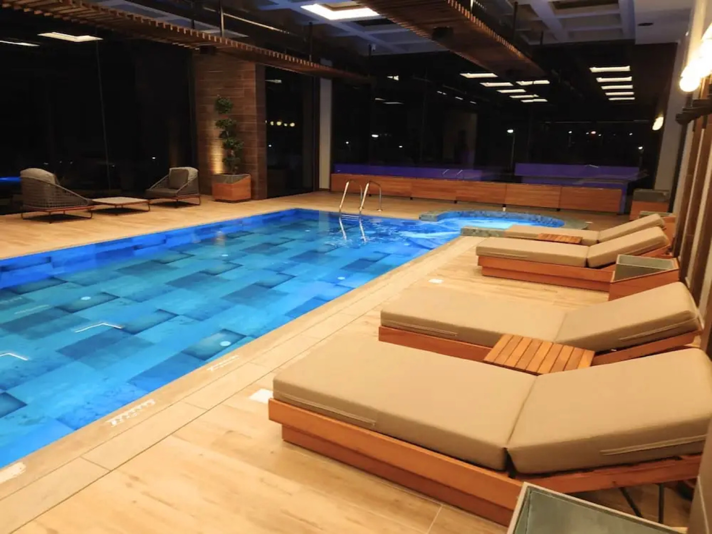 Penthouse Apartment With Stunning Sea and Mountain Views