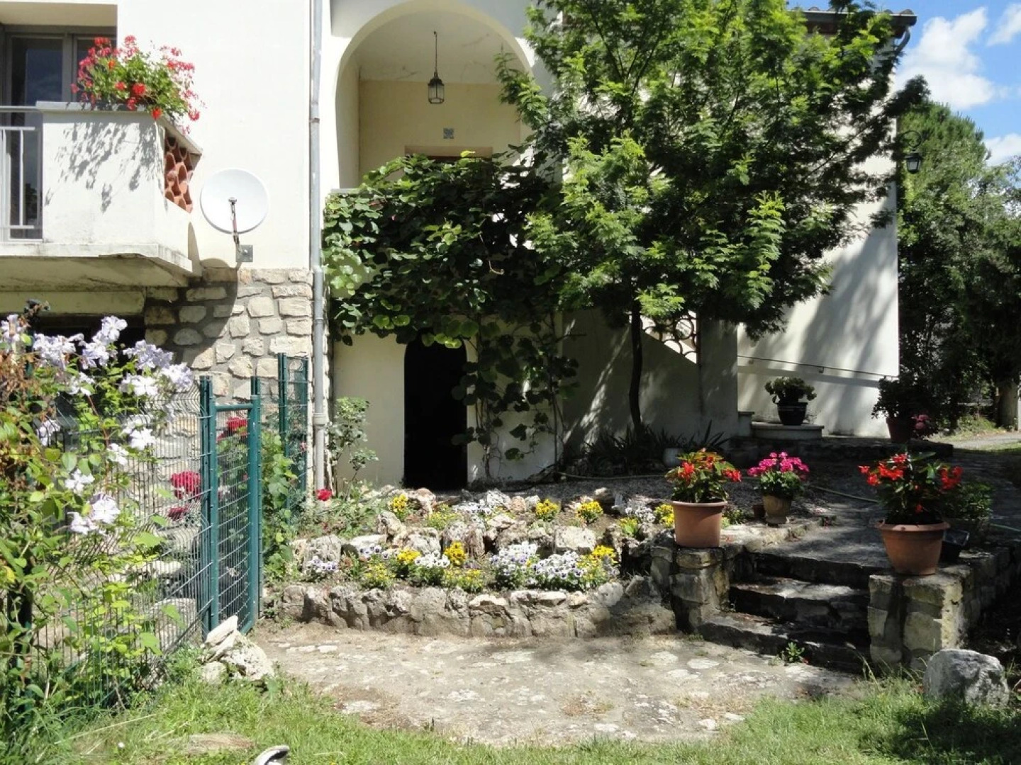 Apartment With 2 Bedrooms in Sommières, With Pool Access, Furnished Ga