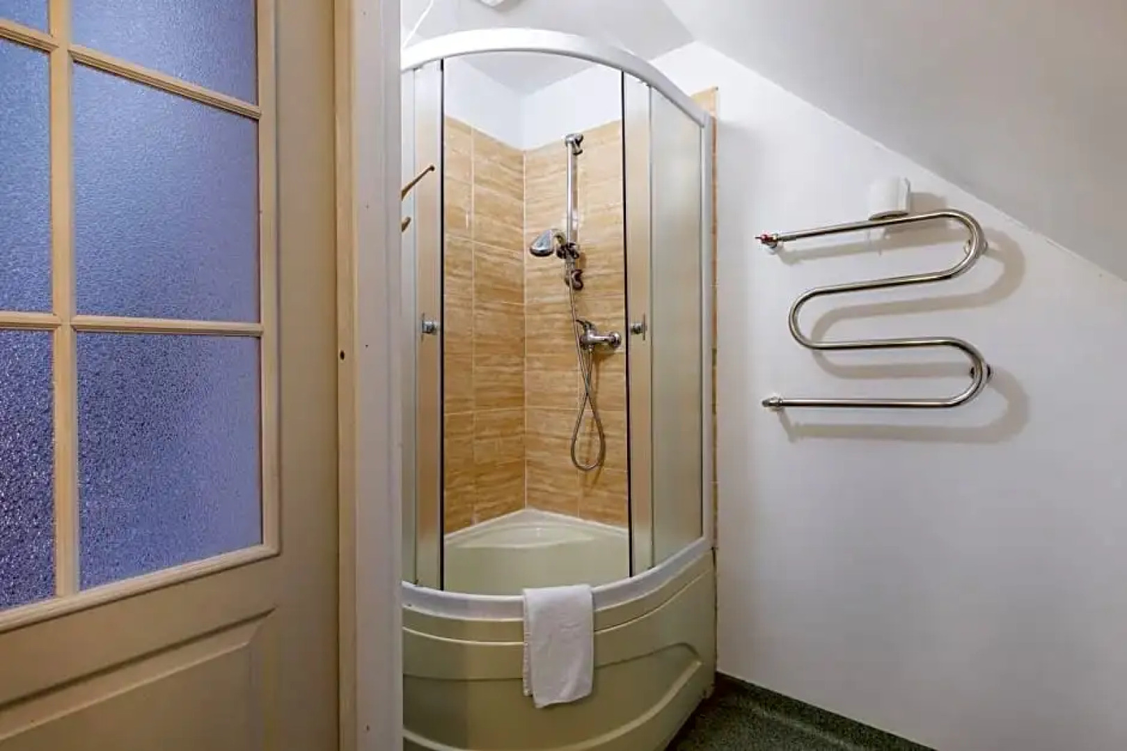 Avanti apgyvendinimas-restoranas