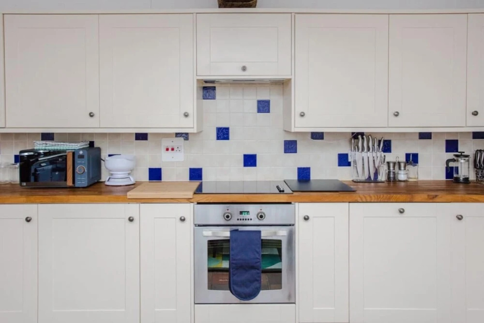 The Royal Retreat -elegant 7bdr With Garden