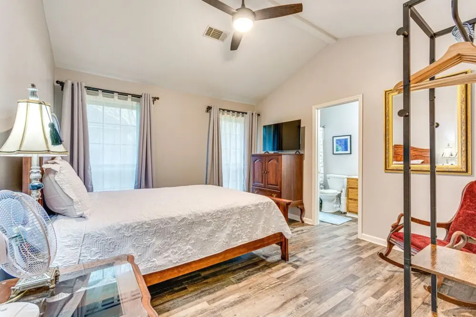 Pet-friendly Conway Home: 1 Mi to Hendrix College!