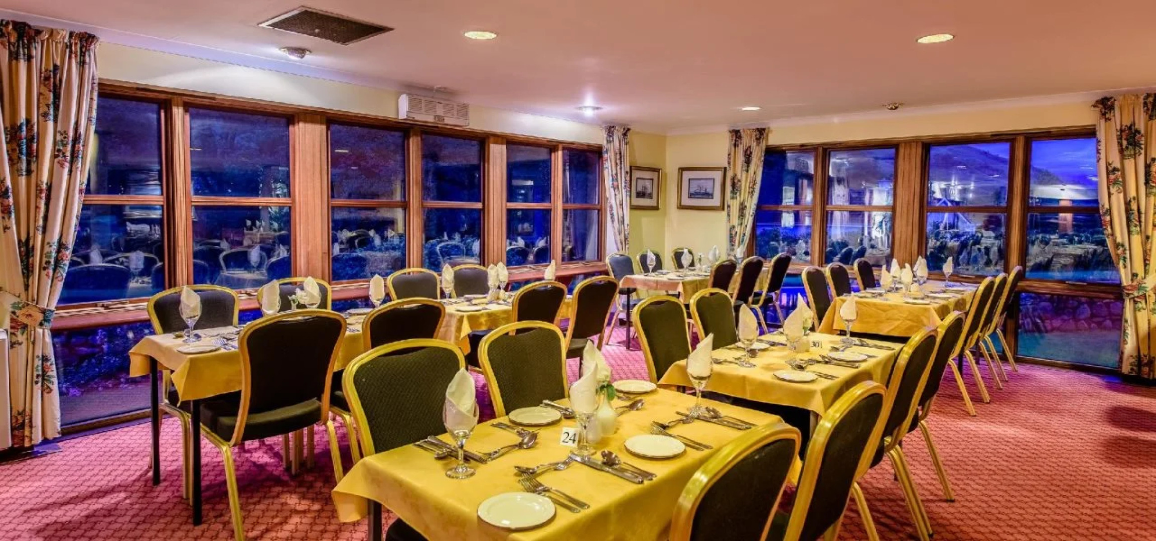 Muthu Dalmally Hotel