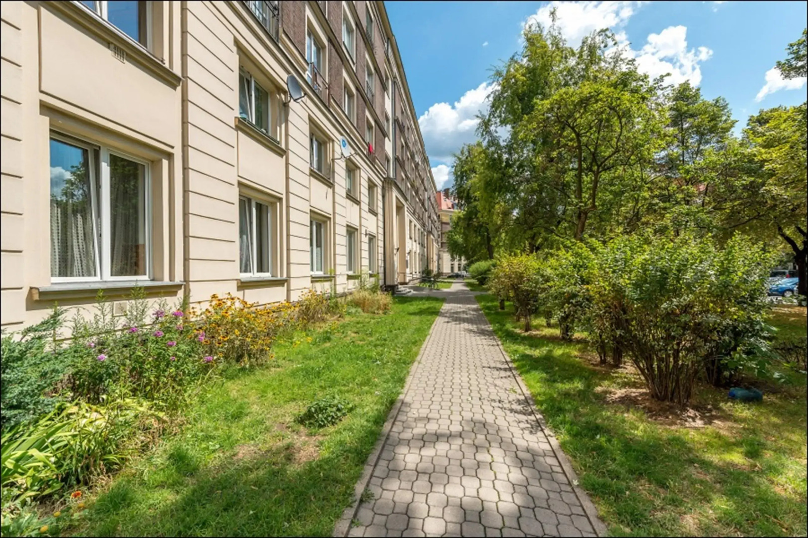 P&O Plac Zbawiciela 2