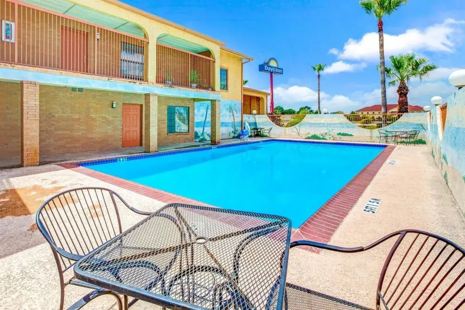 Americas Best Value Inn & Suites La Porte/Houston
