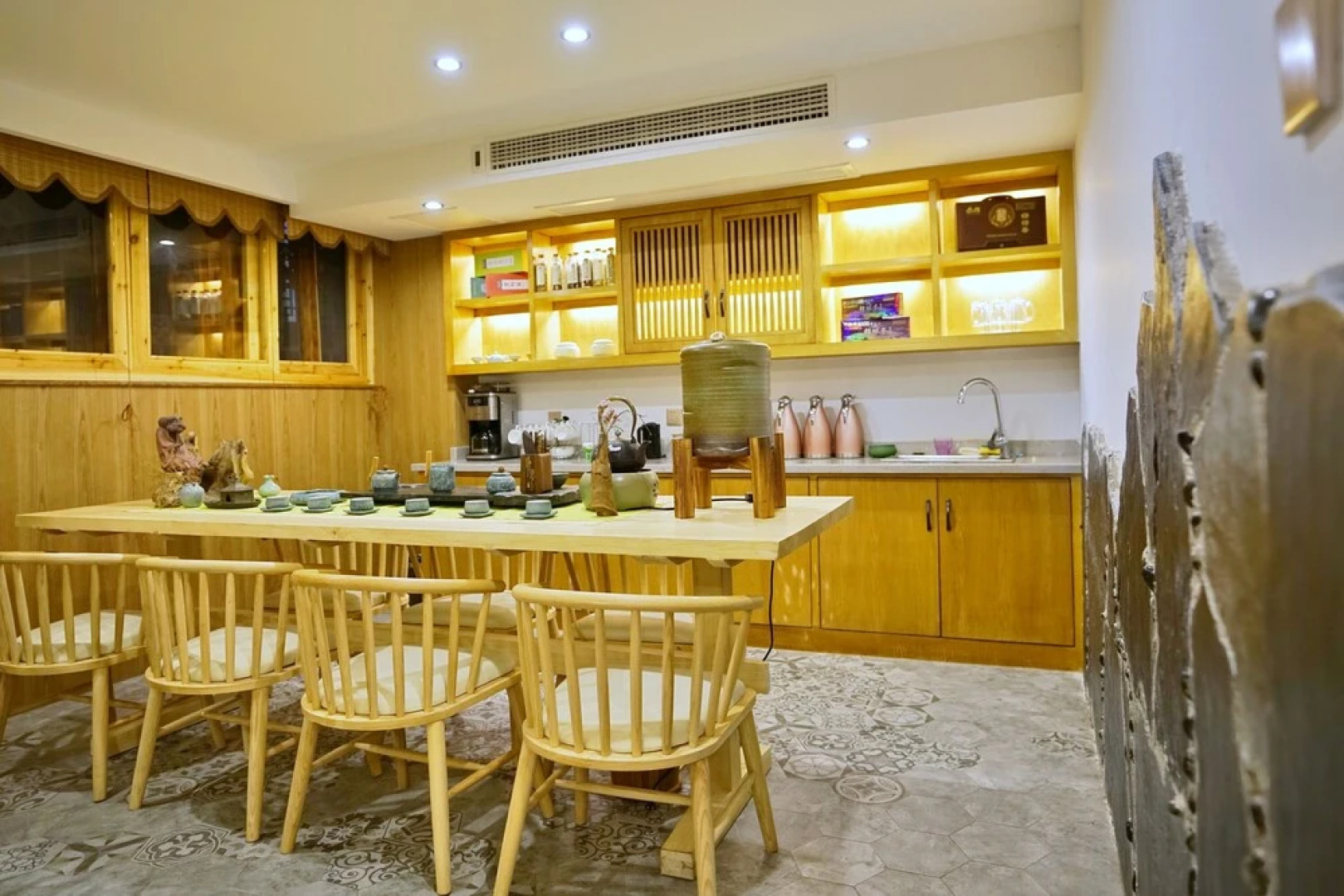 Yueju Wenlv · Yuexijiang Boutique Holiday Hotel (Leishan Xijiang Qianhu Miaozhai)