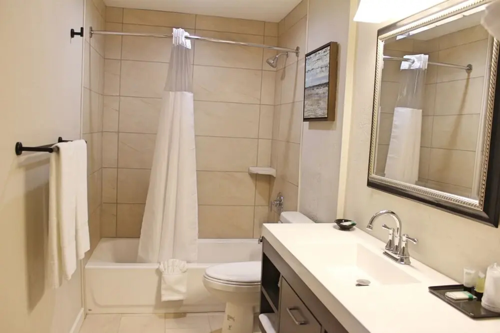 Bell & Main Studios 102