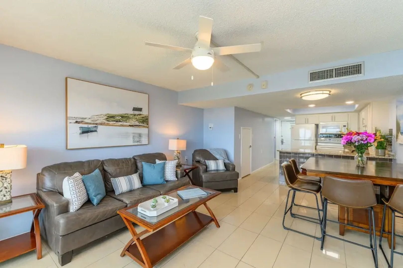 Paradise Beach Club by Happy Palm Stays