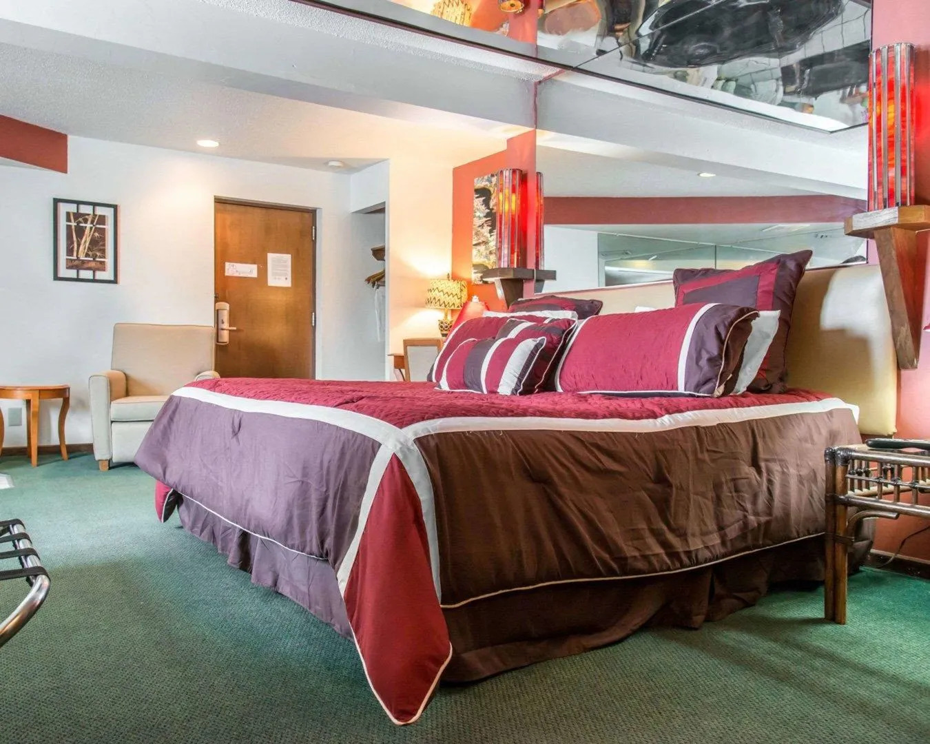 Regency Inn & Suites