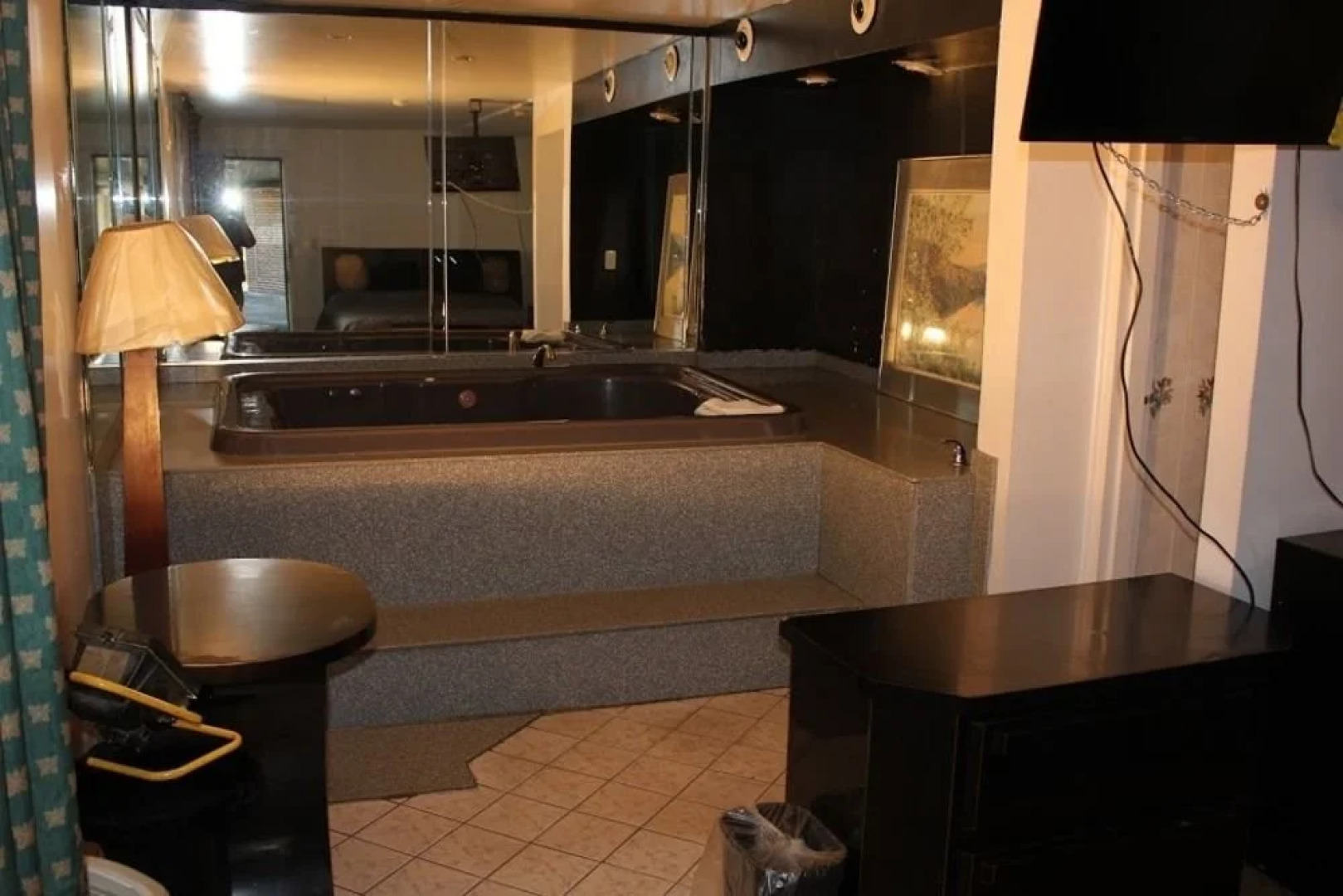 Saratoga Motel By Capital O Near Midway Airport Chicago IL