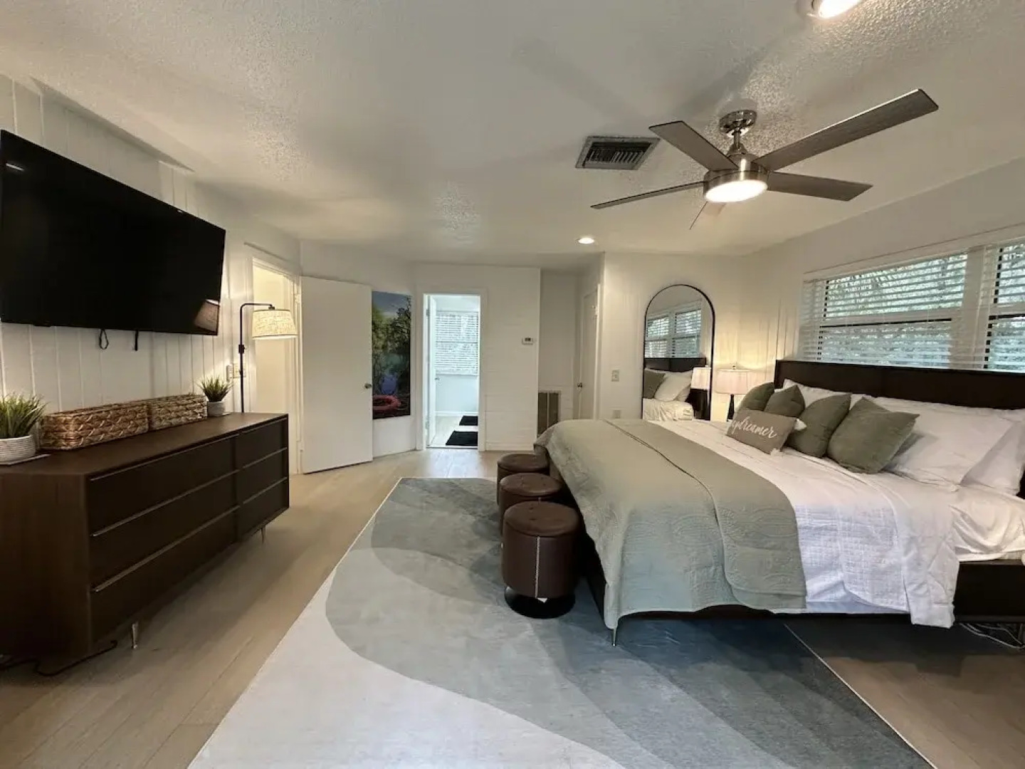 Dunnellon Dreams 3 Bedroom Home by RedAwning