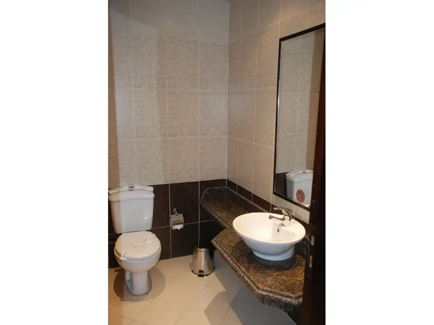 Palm Beach Host Mark