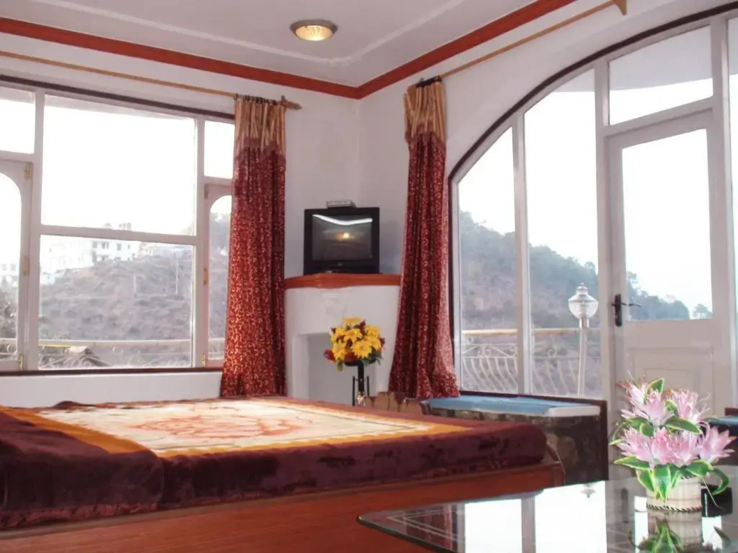 Hotel Victoriya Palace