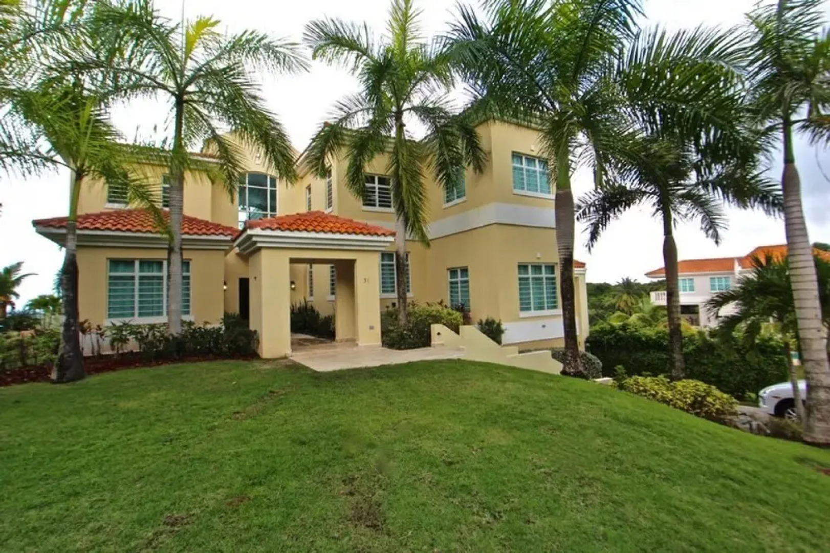 Castle Garden Recently Remodeled Luxury House With Ocean View Generator 51