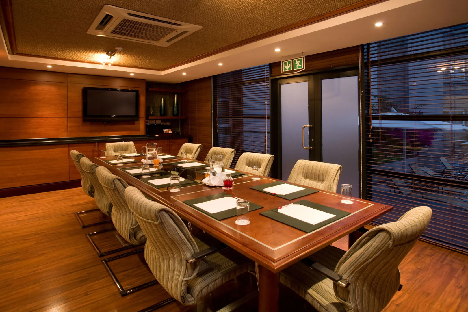 City Lodge Johannesburg Airport, Barbara Road