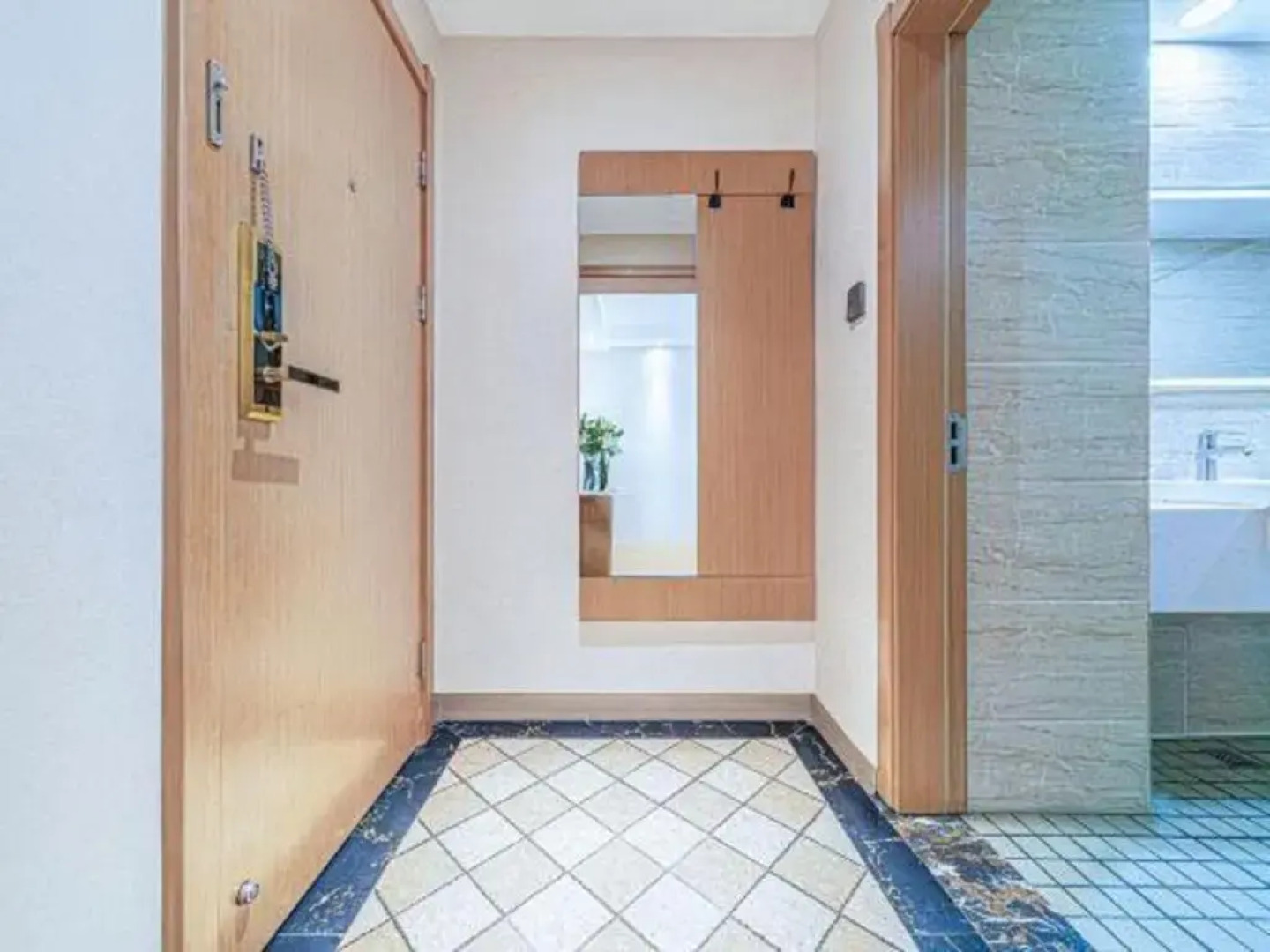 GreenTree Inn Geermu Walking Street Business Hotel