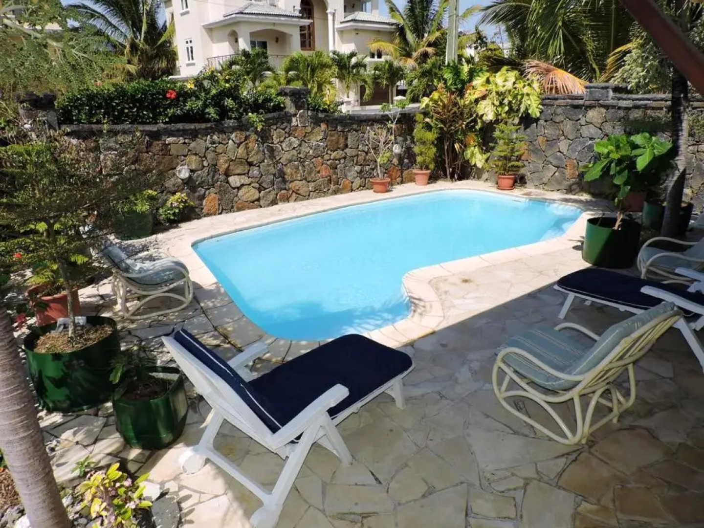 4 bedrooms villa at Blue Bay 550 m away from the beach with private pool enclosed garden and wifi