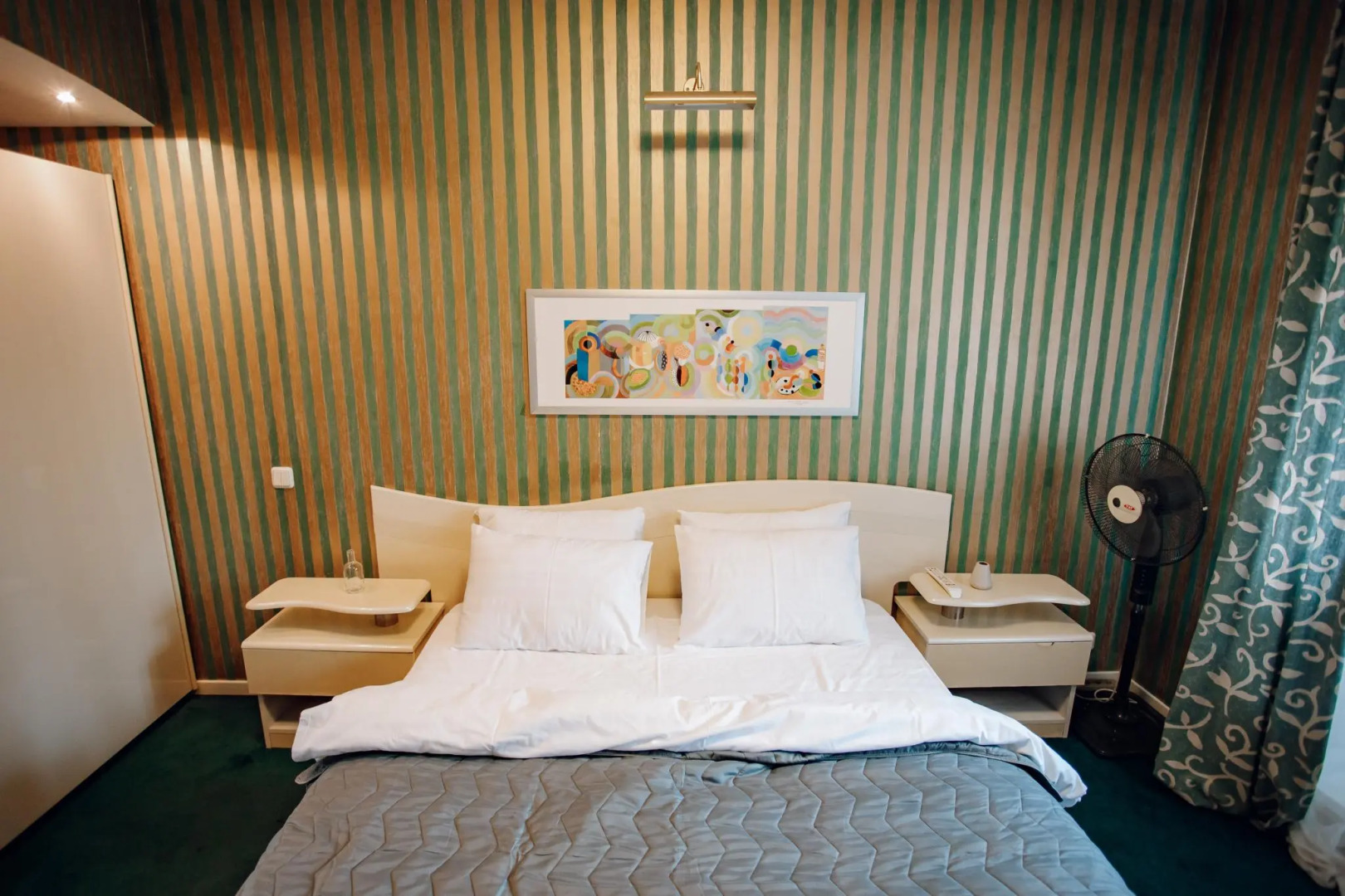 Tolstoy Apart Лейтейзена 6