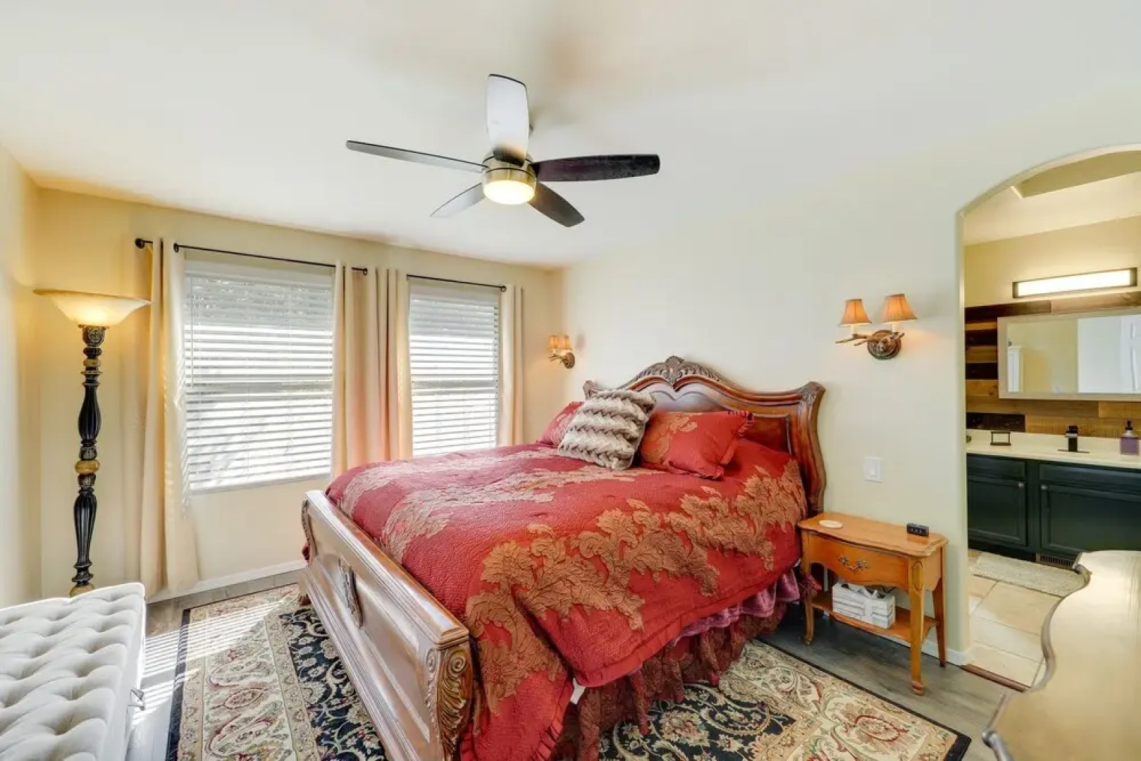 Payson Home w/ Yard, Fire Pit: 2 Mi to Downtown!