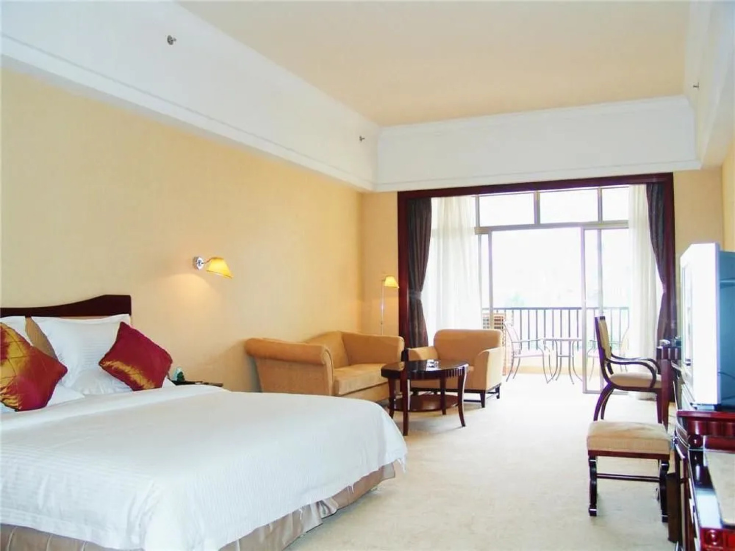 Phoenix Hotel Wuyi