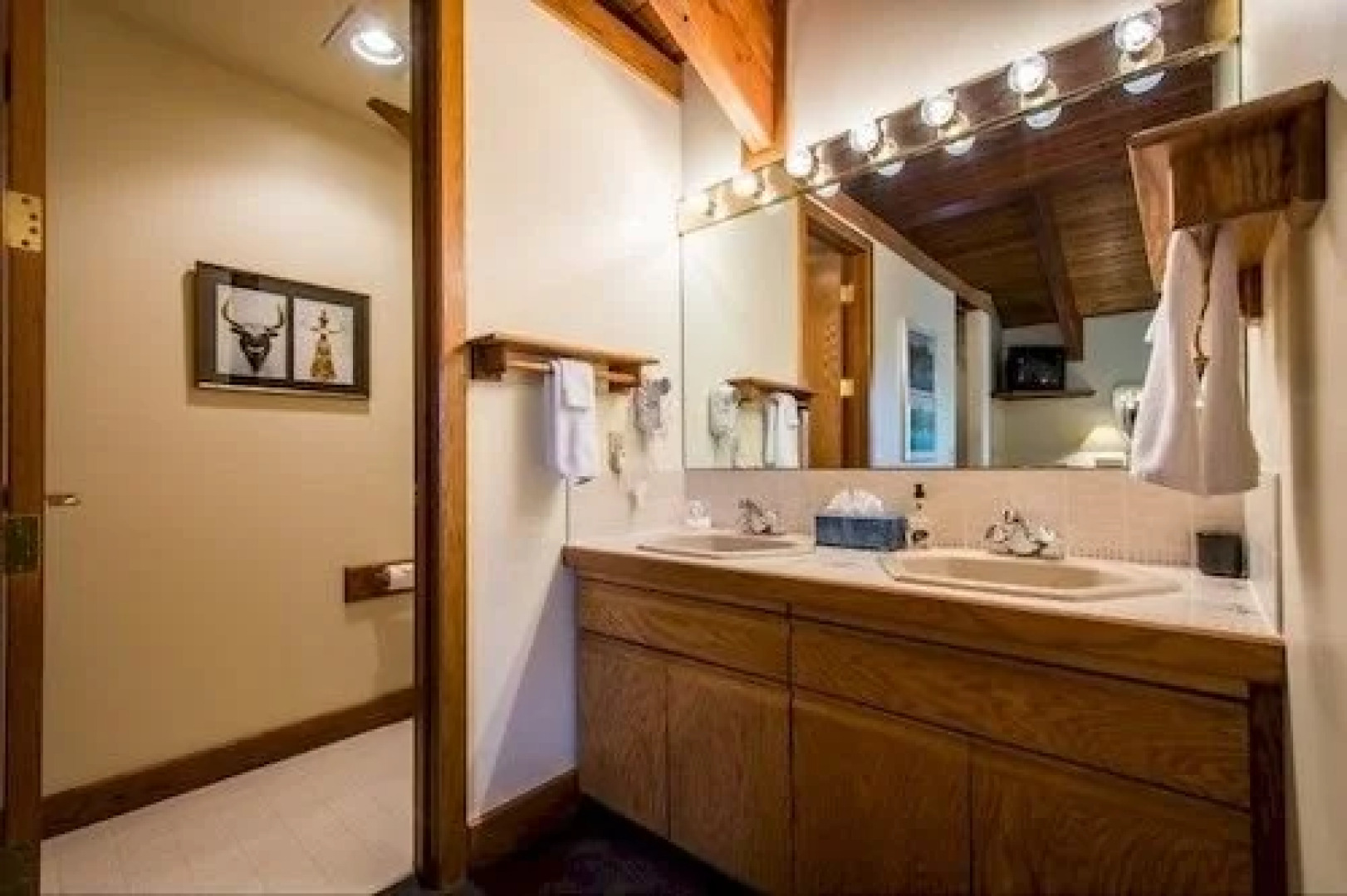 Pinnacle by Lespri Management