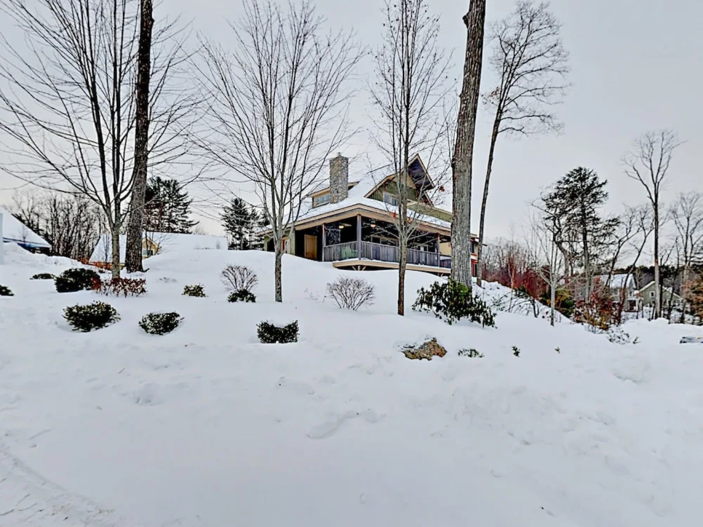 Hilltop Harbor Cottage 3 Bedrooms 2.5 Bathrooms Cottage