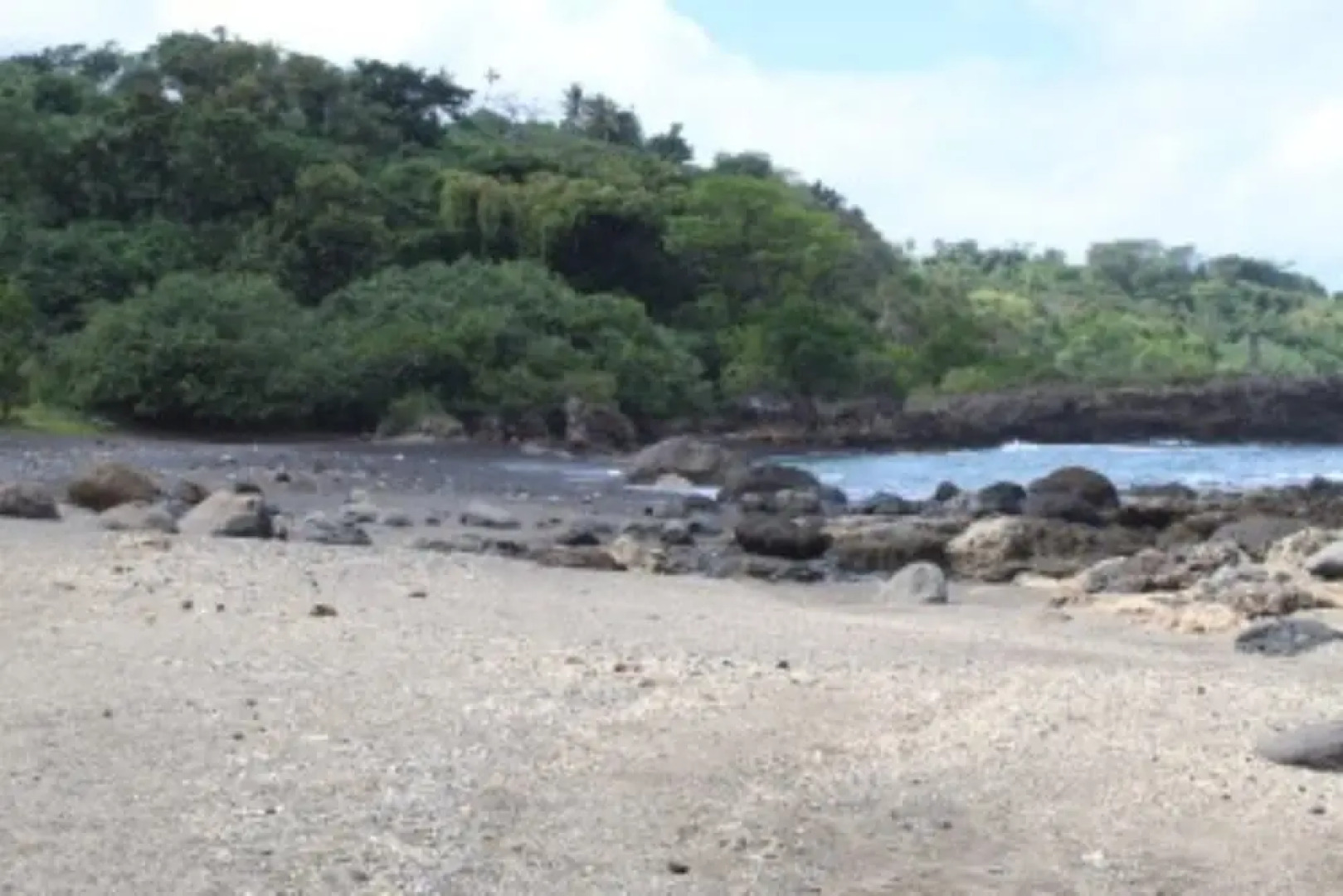 Tanna Ikamir Bungalows and Accomodations