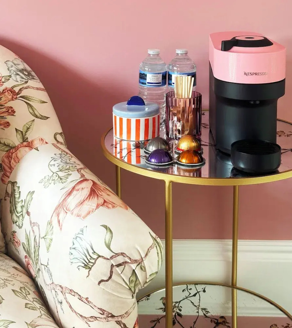 Thames Mansion - River View