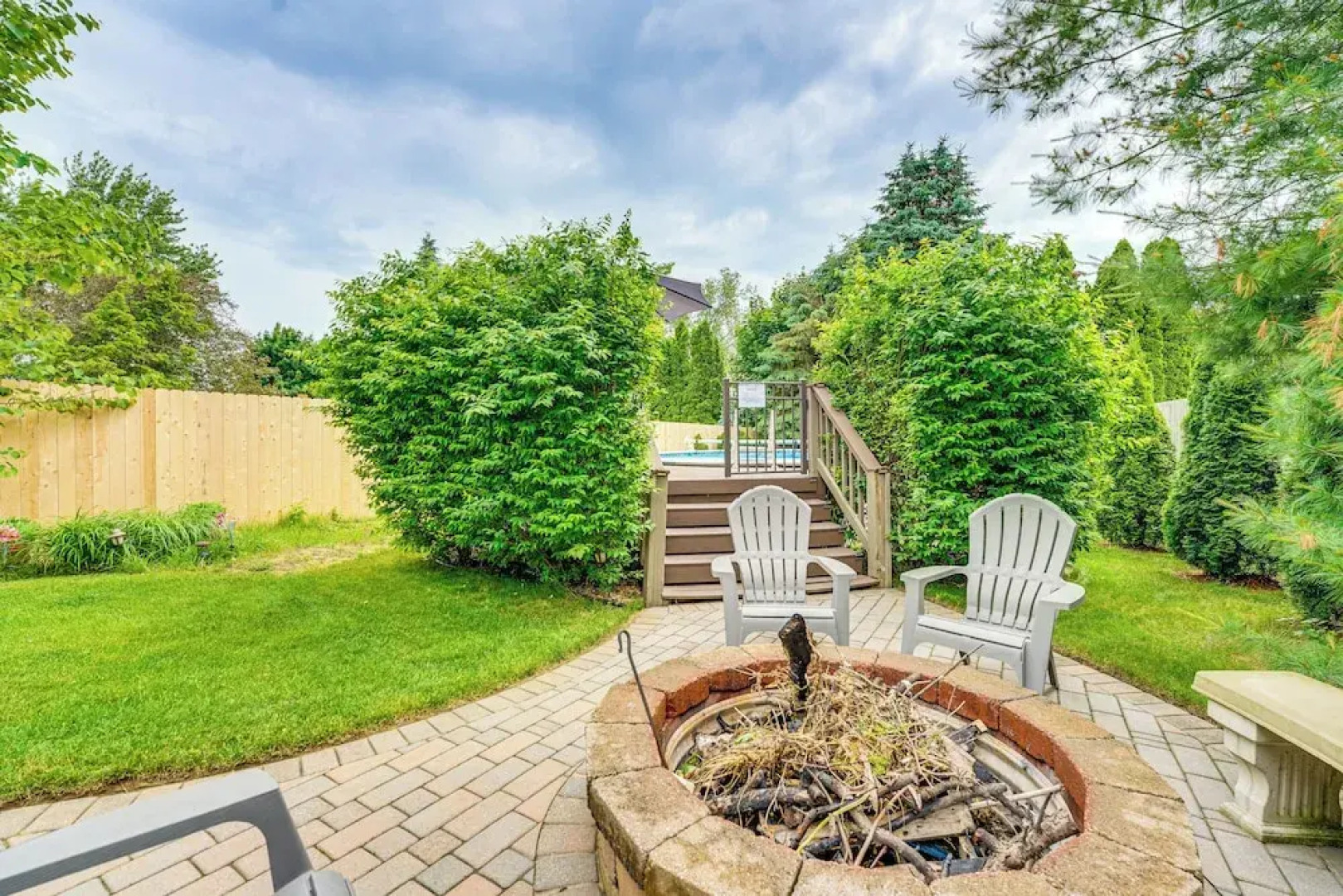 Sterling Heights Getaway w/ Fire Pit!