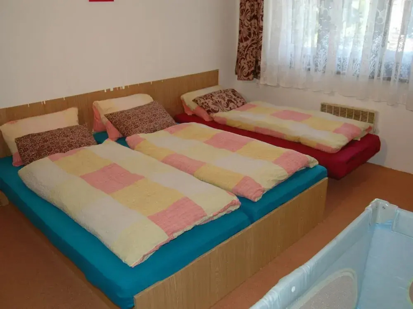 Spacious Cottage in the Giant Mountains, Near the Ski Slopes