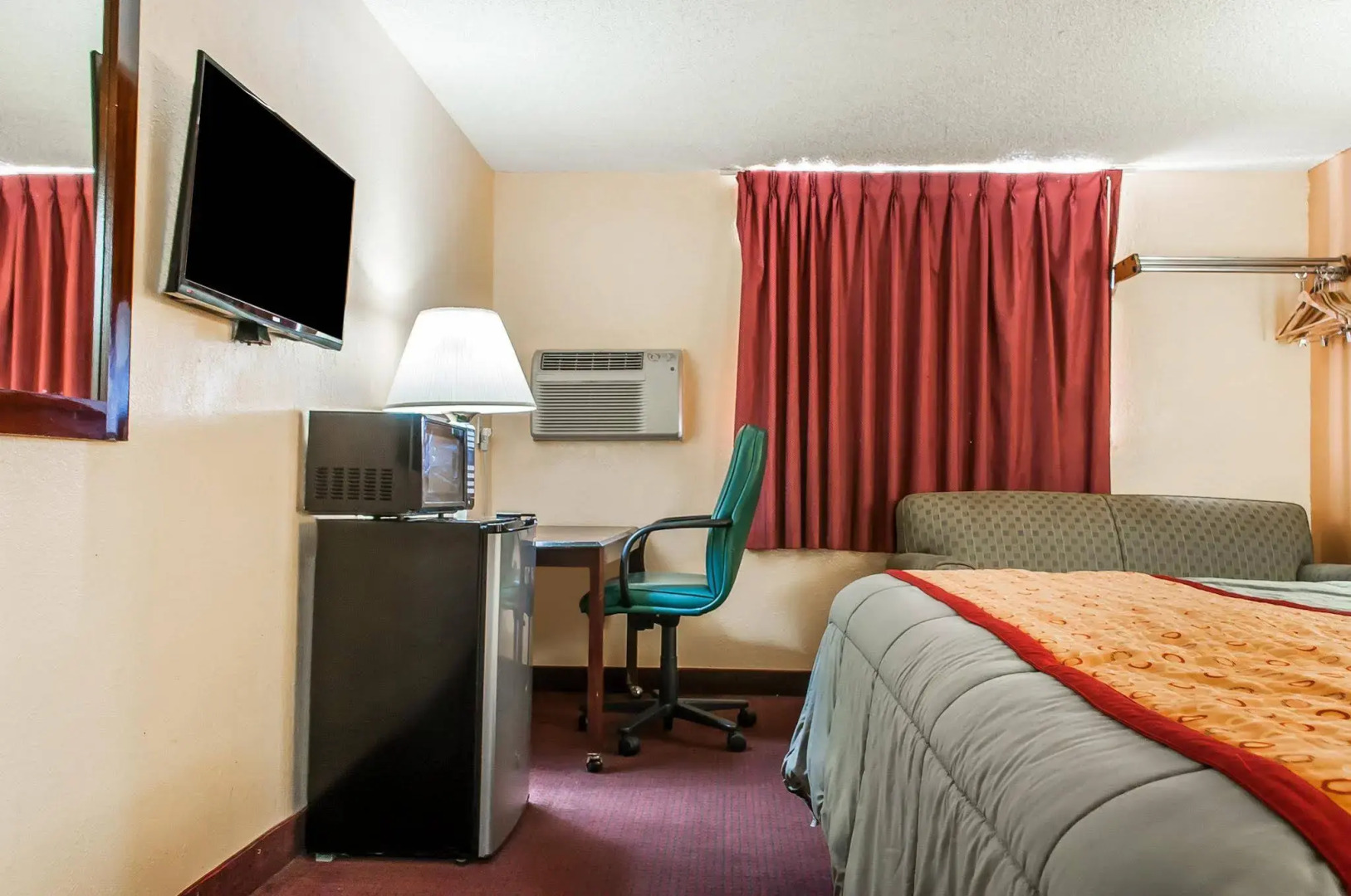 Rodeway Inn Farmington